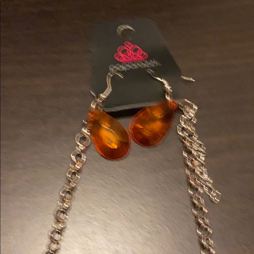 Jewelry - Picture 4 of 7